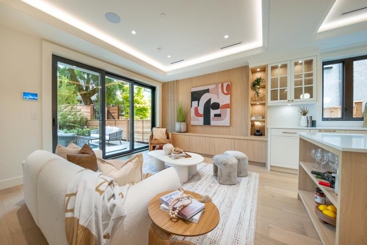 Photo 6 at 1 - 2154 E. 6 Avenue, Grandview Woodland, Vancouver East