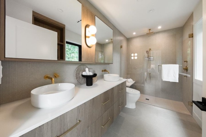 Photo 18 at 1 - 2154 E. 6 Avenue, Grandview Woodland, Vancouver East