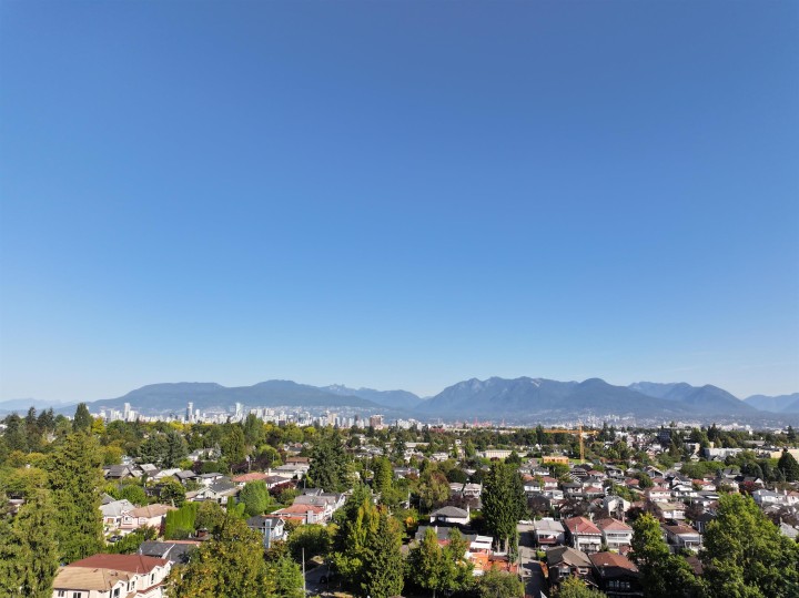 Photo 33 at 521 E 30th Avenue, Fraser VE, Vancouver East