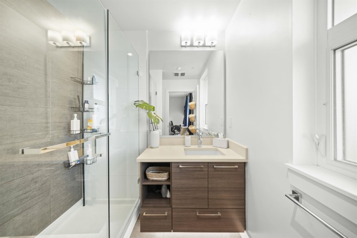 Photo 13 at 615 - 3488 Sawmill Crescent, South Marine, Vancouver East