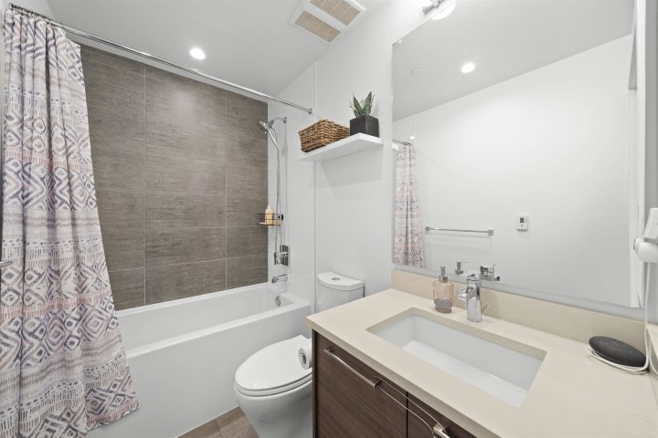 Photo 16 at 615 - 3488 Sawmill Crescent, South Marine, Vancouver East