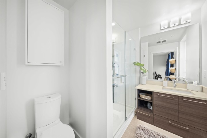 Photo 14 at 615 - 3488 Sawmill Crescent, South Marine, Vancouver East