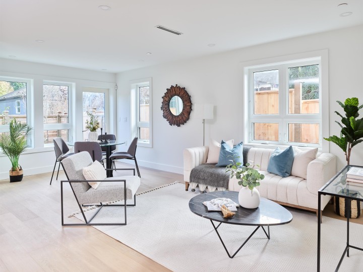 Photo 10 at 3387 Victoria Drive, Victoria VE, Vancouver East