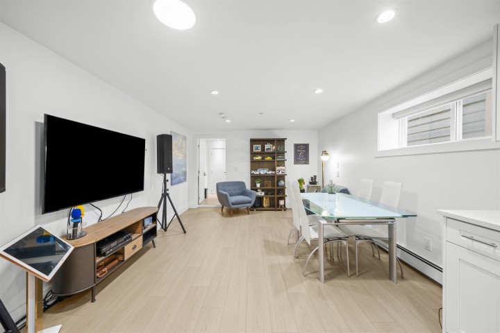 Photo 27 at 870 W 59th Avenue, Marpole, Vancouver West