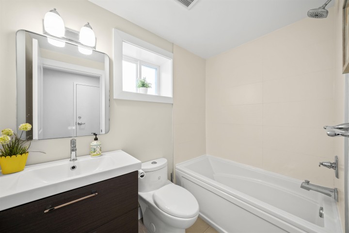 Photo 30 at 870 W 59th Avenue, Marpole, Vancouver West