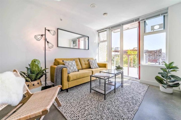 Photo 2 at 404 - 231 E Pender Street, Strathcona, Vancouver East