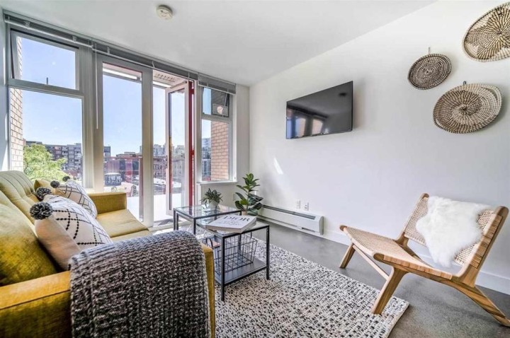 Photo 6 at 404 - 231 E Pender Street, Strathcona, Vancouver East