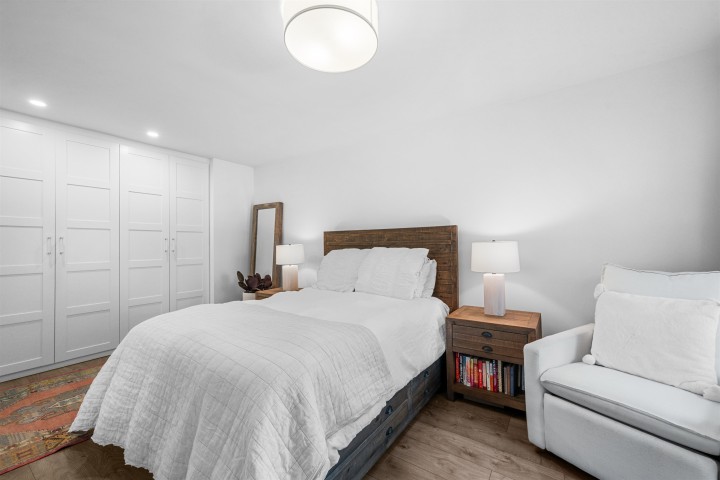 Photo 17 at 302 - 1720 W 12th Avenue, Fairview VW, Vancouver West