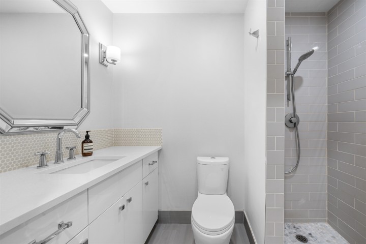 Photo 19 at 302 - 1720 W 12th Avenue, Fairview VW, Vancouver West