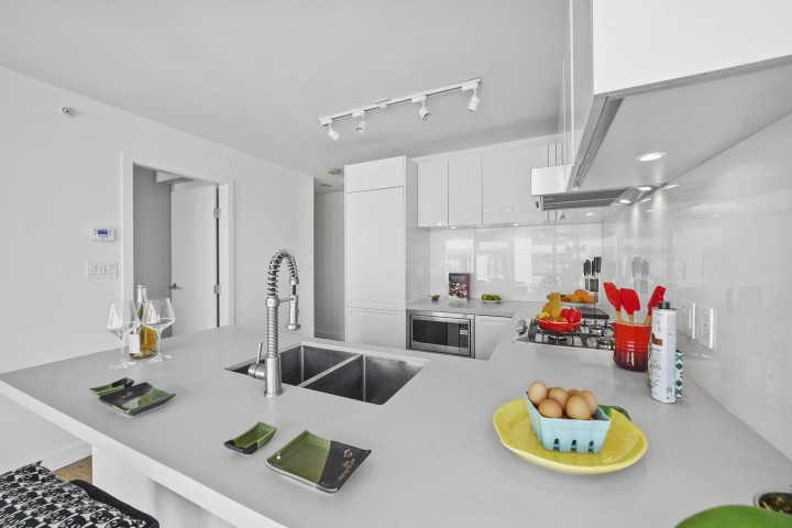 Photo 11 at 1205 - 188 Keefer Street, Downtown VE, Vancouver East