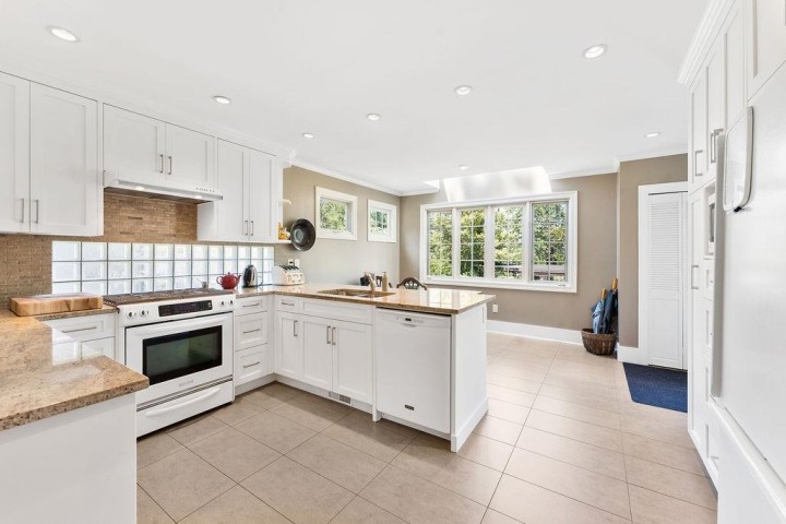 Photo 20 at 3563 W King Edward Avenue, Dunbar, Vancouver West