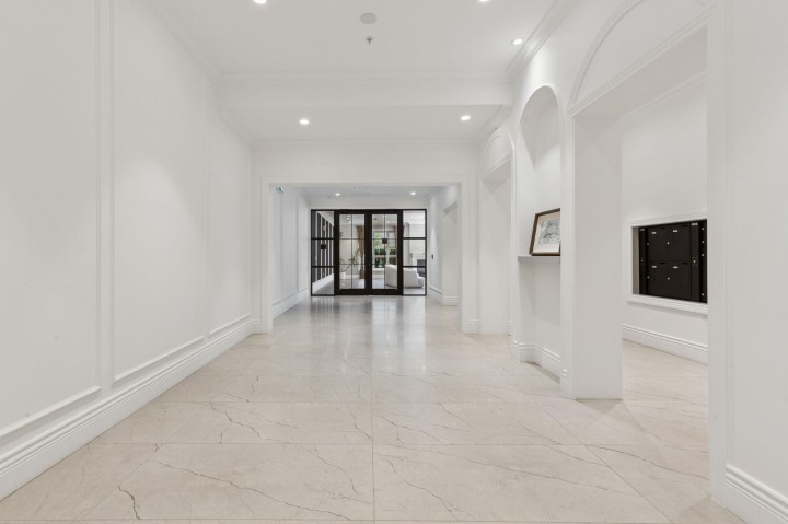 Photo 22 at 309 - 2096 W 47th Avenue, Kerrisdale, Vancouver West