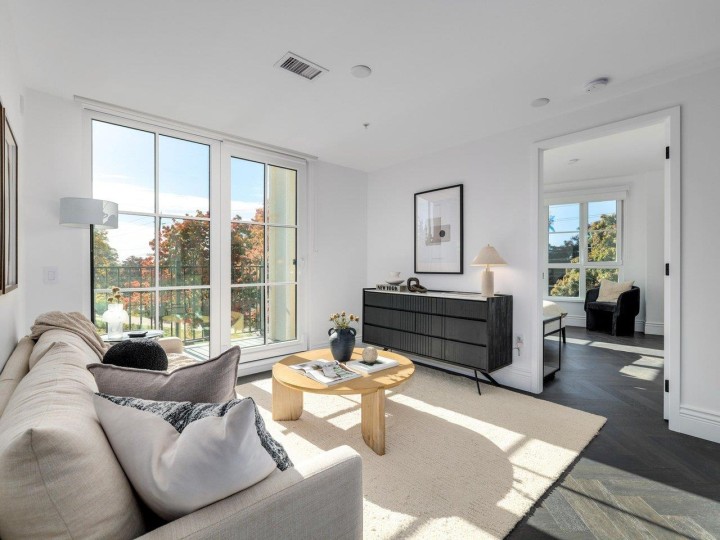 Photo 7 at 309 - 2096 W 47th Avenue, Kerrisdale, Vancouver West