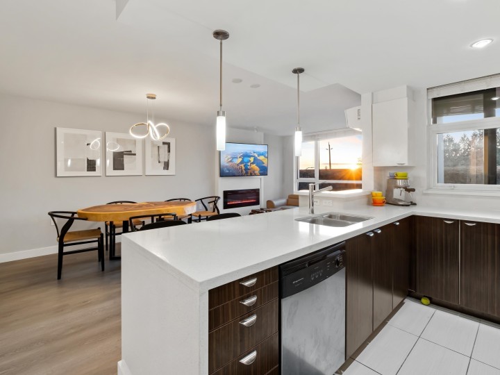 Photo 6 at 308 - 160 W 3rd Street, Lower Lonsdale, North Vancouver