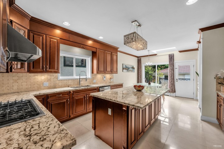 Photo 11 at 4118 W 13th Avenue, Point Grey, Vancouver West