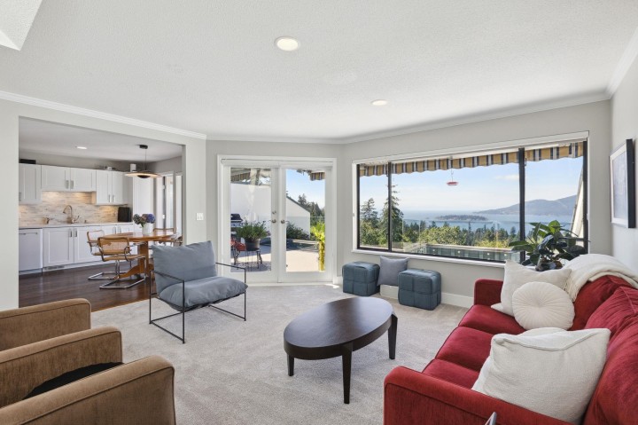 Photo 2 at 5307 Aspen Drive, Upper Caulfeild, West Vancouver