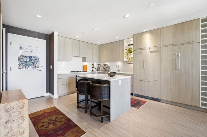 Photo 12 at 303 - 707 E 3 Street, Queensbury, North Vancouver