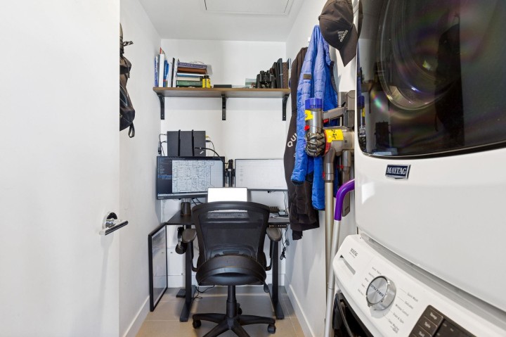 Photo 26 at 303 - 707 E 3 Street, Queensbury, North Vancouver