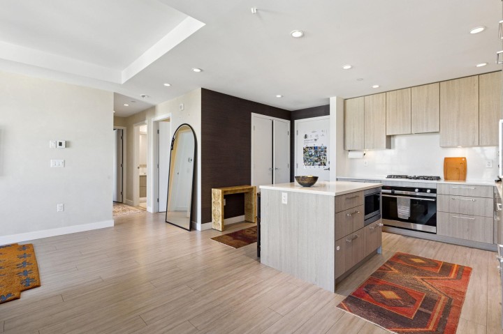 Photo 15 at 303 - 707 E 3 Street, Queensbury, North Vancouver