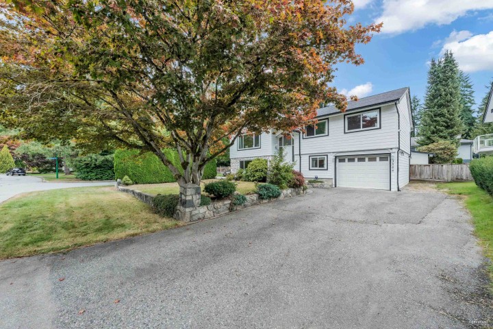 Photo 3 at 3566 Regent Avenue, Princess Park, North Vancouver