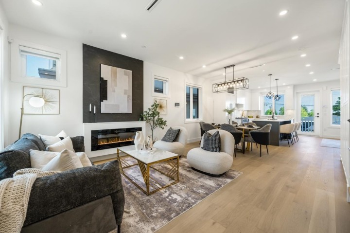 Photo 1 at 1724 E 64th Avenue, Fraserview VE, Vancouver East