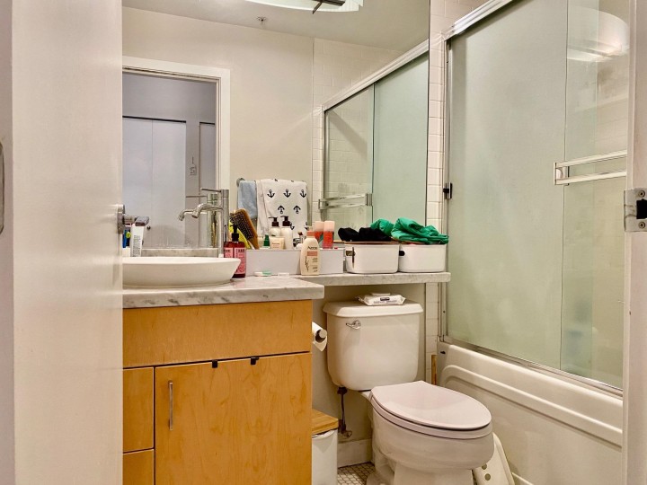 Photo 7 at 204 - 1050 Smithe Street, West End VW, Vancouver West