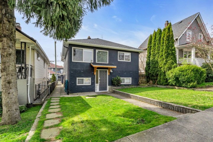 Photo 2 at 2942 E Georgia Street, Renfrew VE, Vancouver East