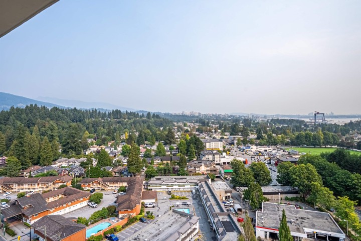 Photo 12 at 1601 - 1632 Lions Gate Lane, Pemberton NV, North Vancouver