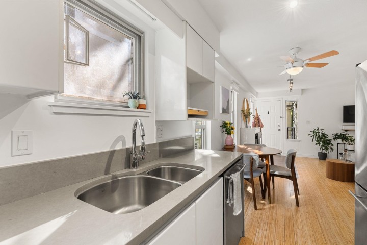 Photo 15 at 203 - 755 W 15th Avenue, Fairview VW, Vancouver West