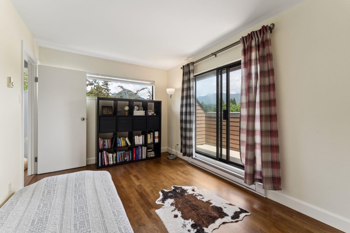 Photo 30 at 3349 Mountain Highway, Lynn Valley, North Vancouver