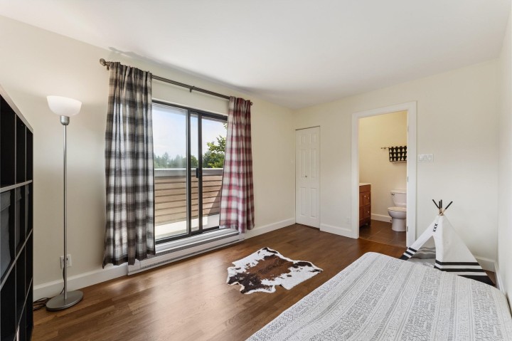 Photo 29 at 3349 Mountain Highway, Lynn Valley, North Vancouver