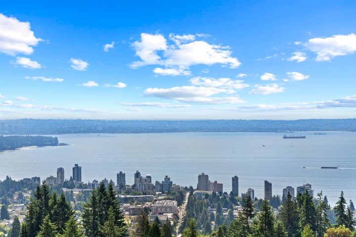 Photo 23 at 48 - 2250 Folkestone Way, Panorama Village, West Vancouver