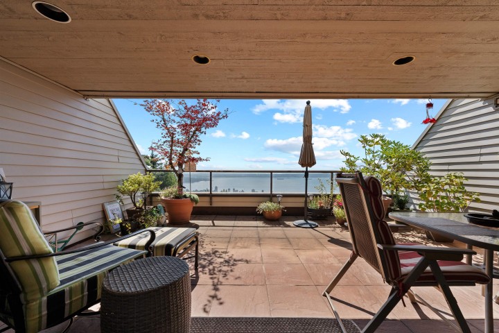 Photo 20 at 48 - 2250 Folkestone Way, Panorama Village, West Vancouver