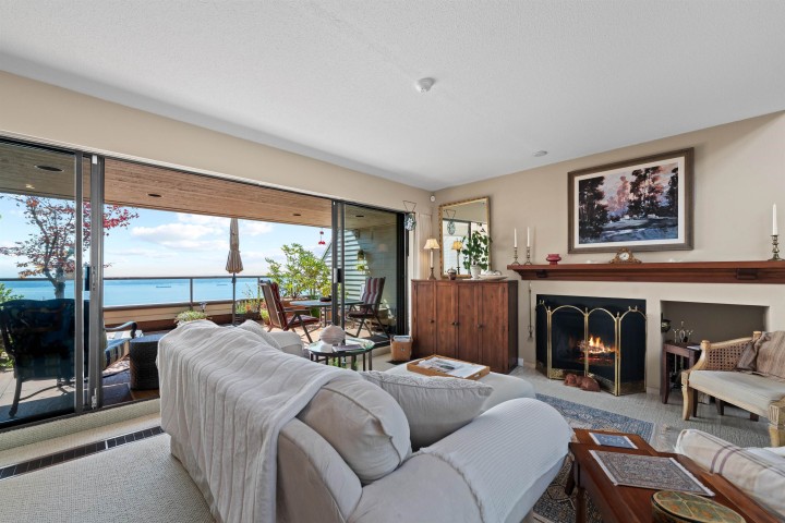 Photo 9 at 48 - 2250 Folkestone Way, Panorama Village, West Vancouver