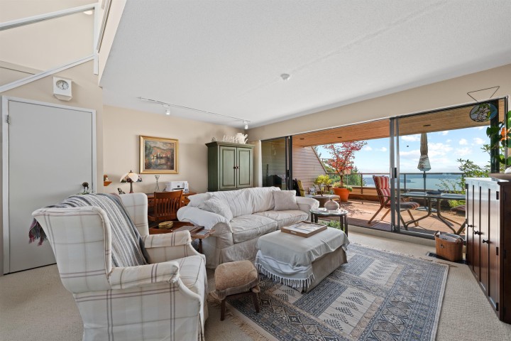 Photo 4 at 48 - 2250 Folkestone Way, Panorama Village, West Vancouver