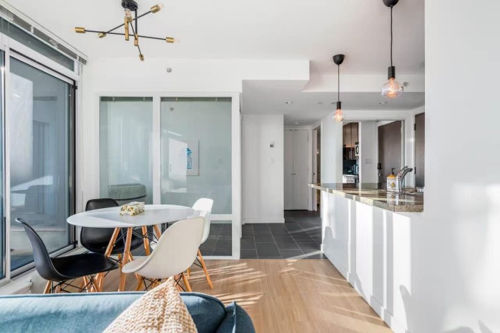 Photo 4 at 518 - 618 Abbott Street, Downtown VW, Vancouver West