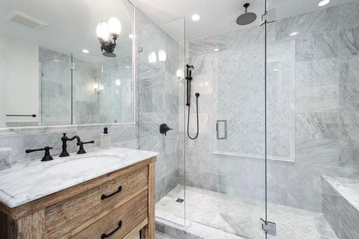 Photo 18 at 68 - 2212 Folkestone Way, Panorama Village, West Vancouver