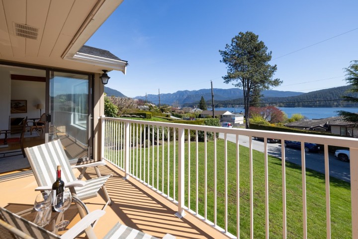 Photo 19 at 587 Beachview Drive, Dollarton, North Vancouver