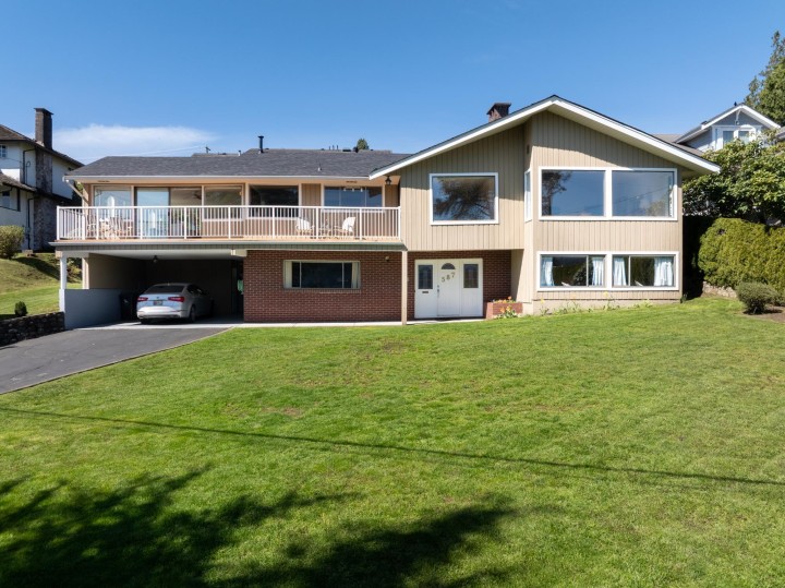 Photo 29 at 587 Beachview Drive, Dollarton, North Vancouver