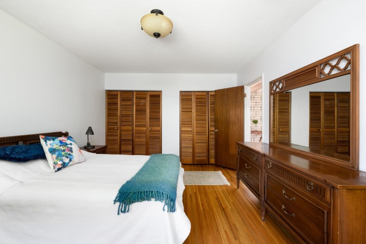 Photo 21 at 587 Beachview Drive, Dollarton, North Vancouver