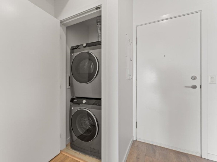 Photo 13 at 509 - 725 Marine Drive, Harbourside, North Vancouver