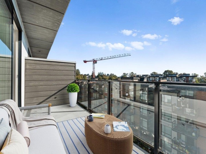 Photo 17 at 509 - 725 Marine Drive, Harbourside, North Vancouver