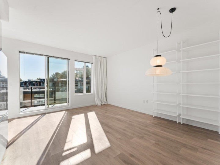 Photo 5 at 509 - 725 Marine Drive, Harbourside, North Vancouver