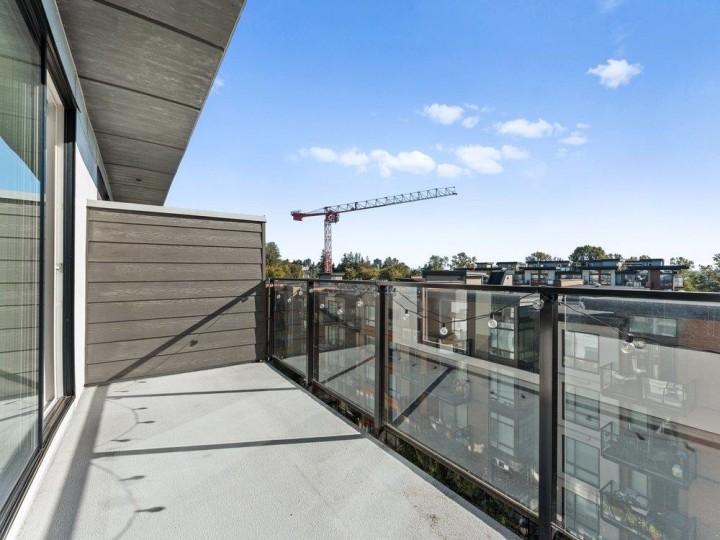 Photo 18 at 509 - 725 Marine Drive, Harbourside, North Vancouver