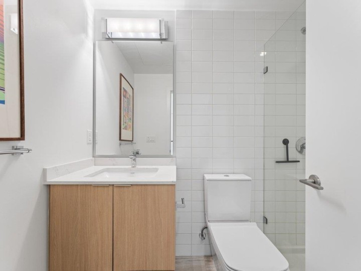 Photo 15 at 509 - 725 Marine Drive, Harbourside, North Vancouver