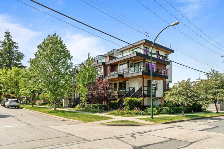 Photo 2 at 2388 E 34th Avenue, Collingwood VE, Vancouver East