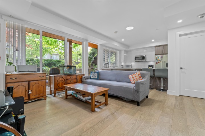 Photo 6 at 2388 E 34th Avenue, Collingwood VE, Vancouver East