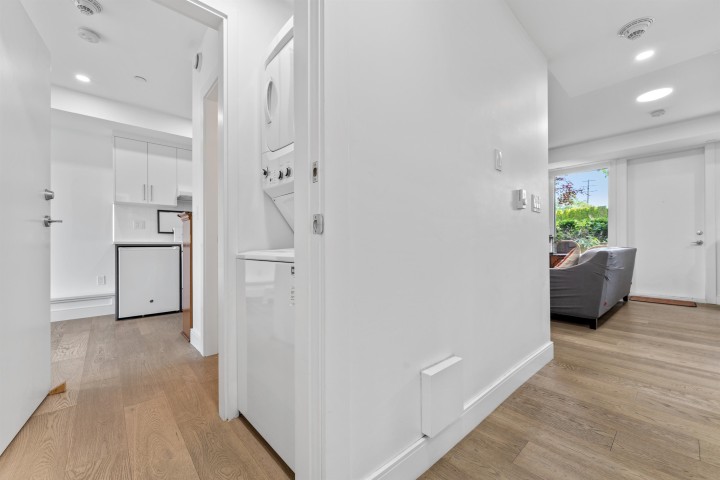 Photo 17 at 2388 E 34th Avenue, Collingwood VE, Vancouver East