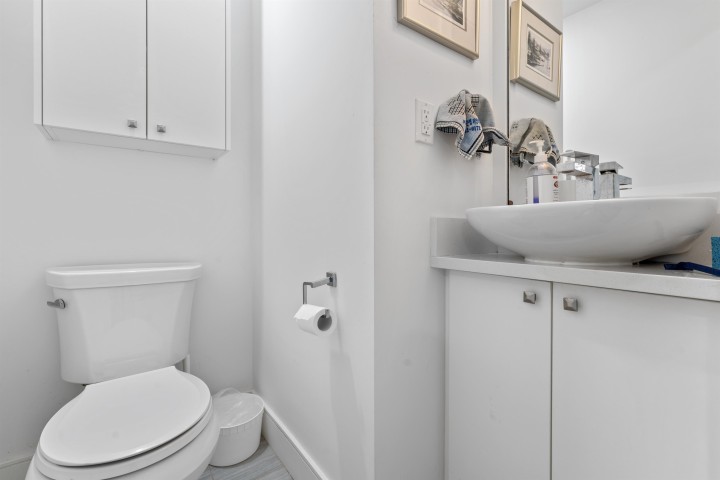 Photo 9 at 2388 E 34th Avenue, Collingwood VE, Vancouver East