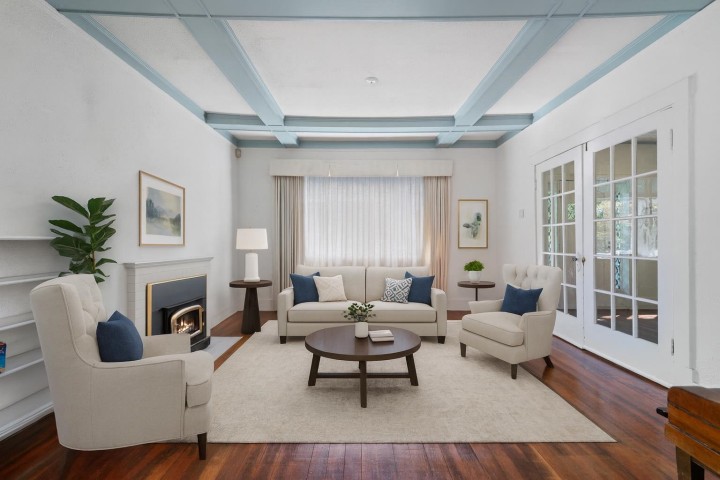 Photo 4 at 1376 11th Street, Sentinel Hill, West Vancouver